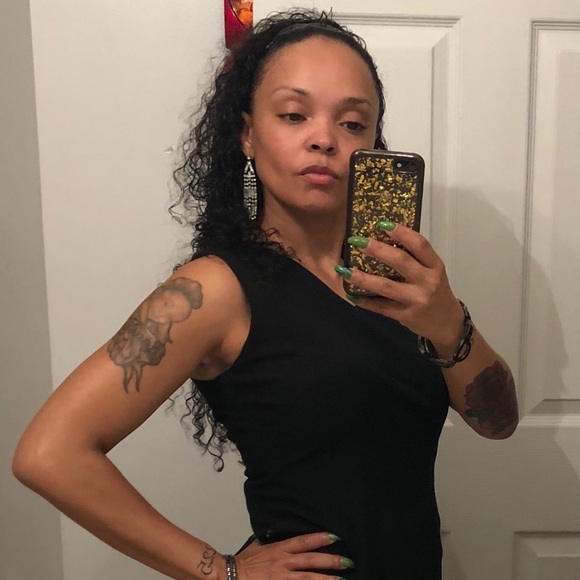 Meet your Posher, Chanicquea - Picture 2 of 2